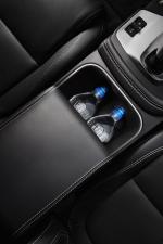 Jaguar E-Pace R-Dynamic First Edition 2017 года (WW)